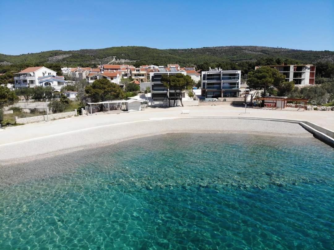Sunshine Apartment Sovlje ตรีบูนย์ ภายนอก รูปภาพ
