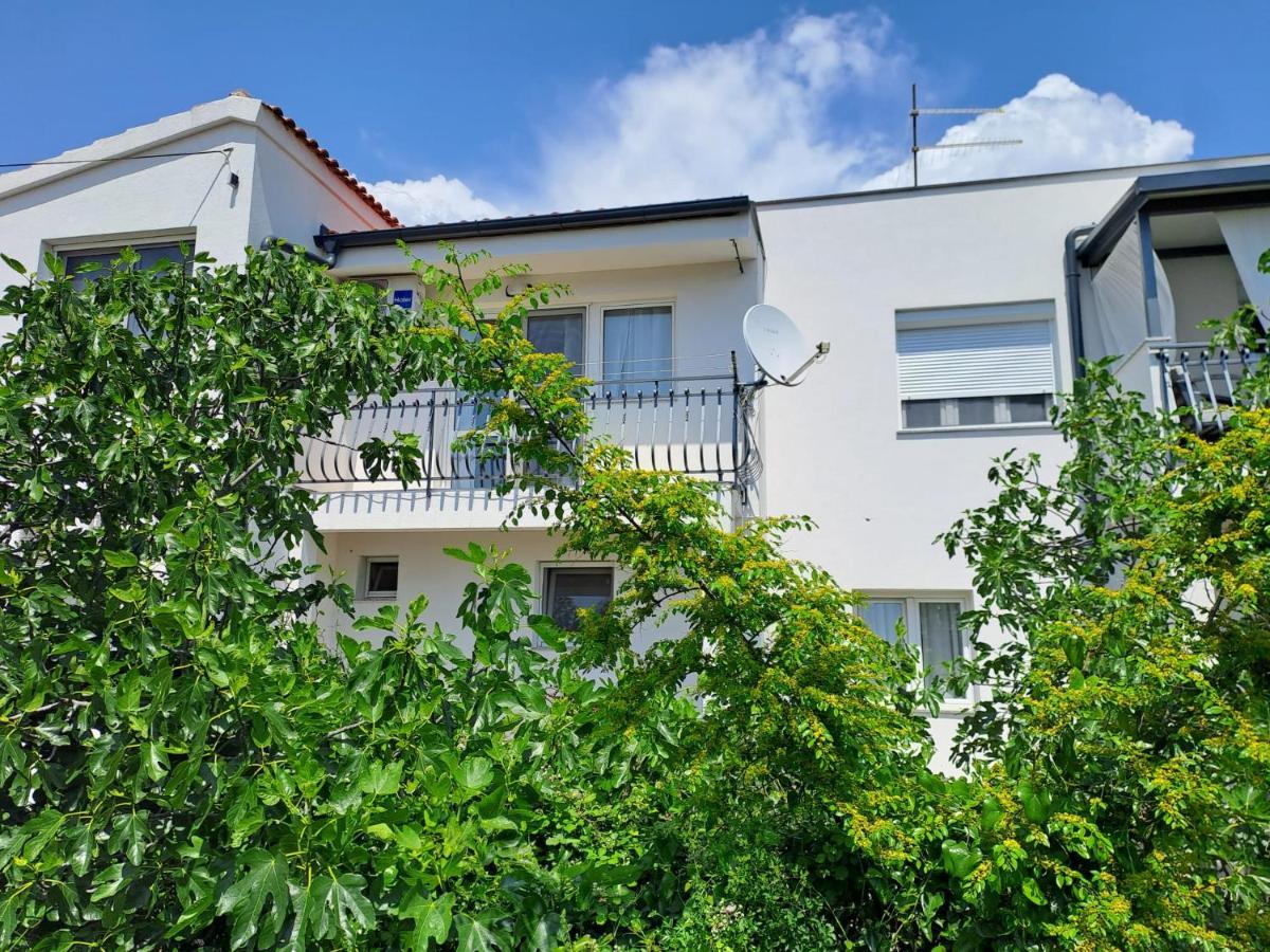Sunshine Apartment Sovlje ตรีบูนย์ ภายนอก รูปภาพ