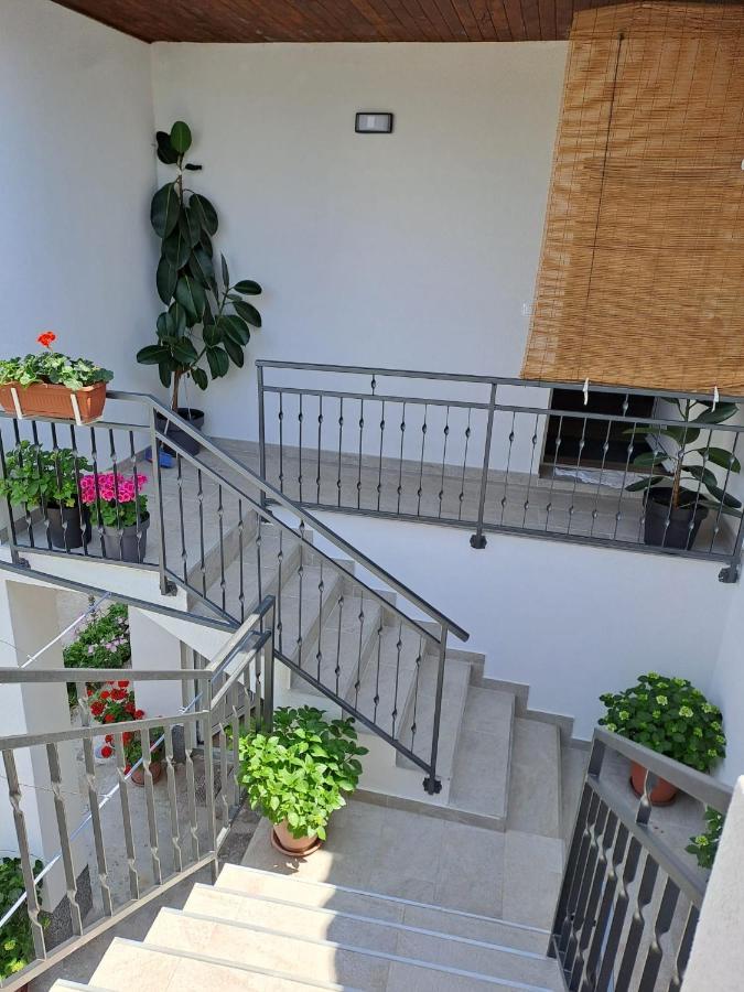 Sunshine Apartment Sovlje ตรีบูนย์ ภายนอก รูปภาพ